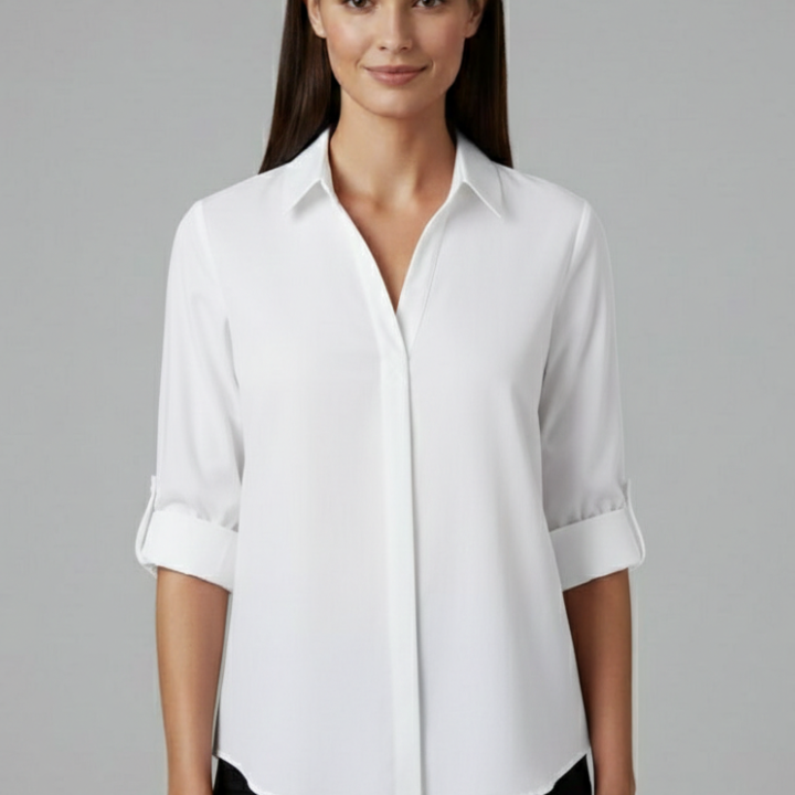 Women’s Blouse with Collar and Button Closure