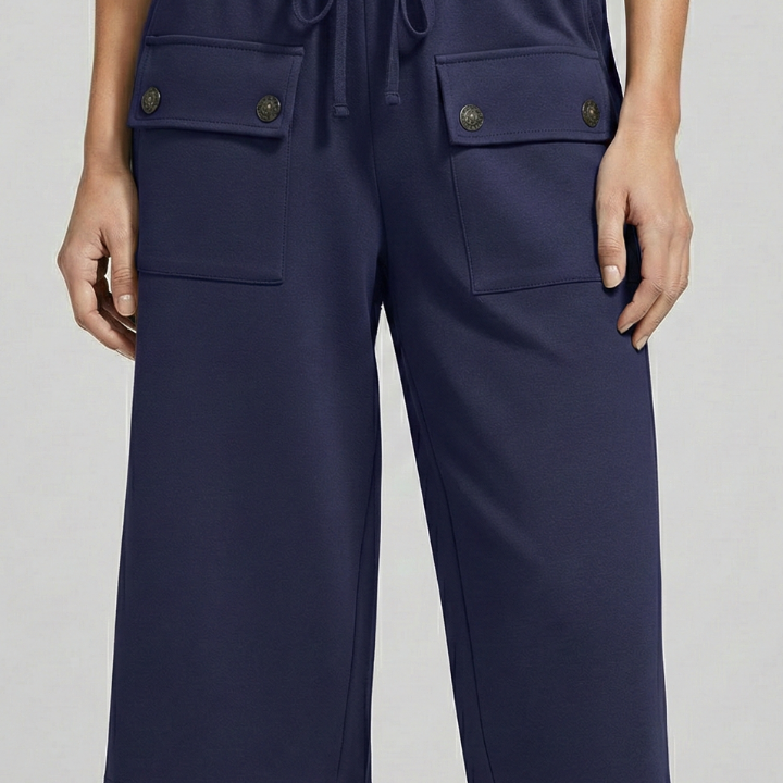 Women’s Knee Length Shorts with Elastic Waist and Pockets