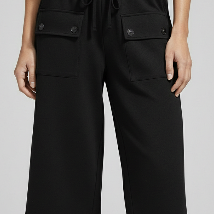 Women’s Knee Length Shorts with Elastic Waist and Pockets