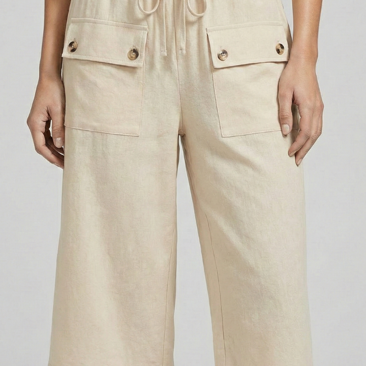 Women’s Knee Length Shorts with Elastic Waist and Pockets