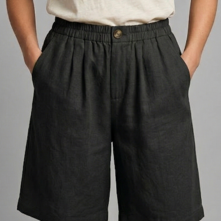 Women’s Shorts with Elastic Waistband and Side Pockets
