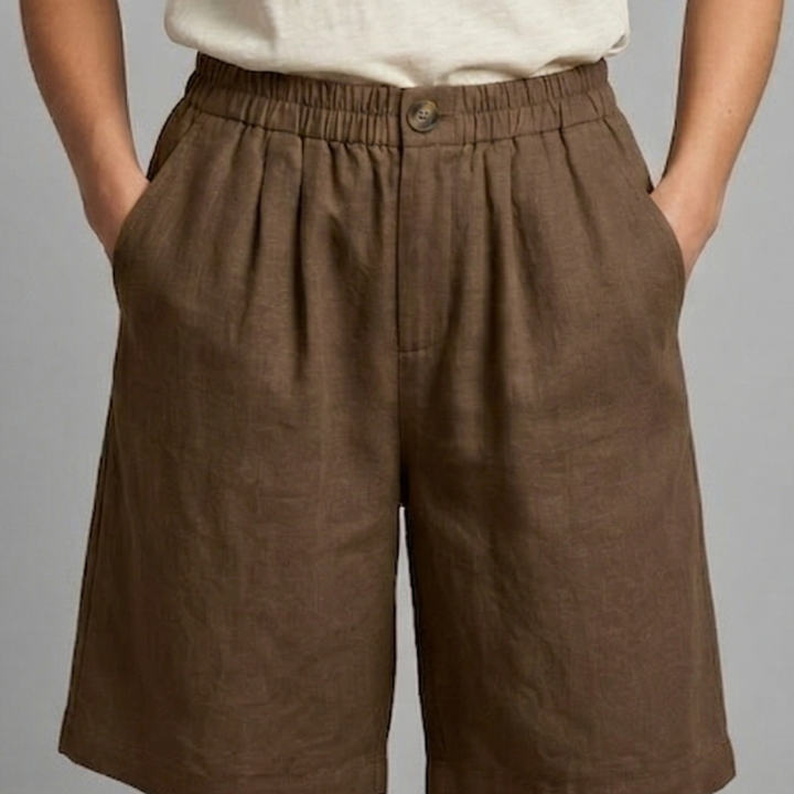 Women’s Shorts with Elastic Waistband and Side Pockets