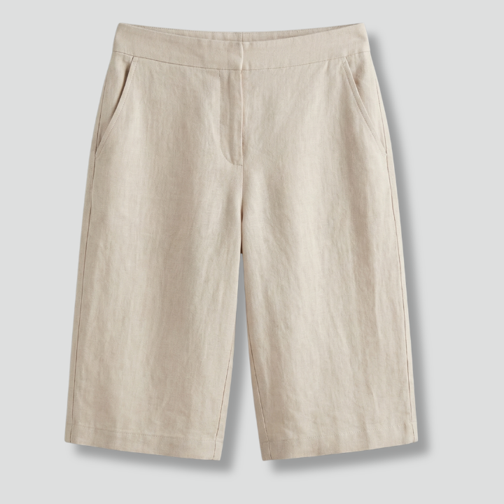 Women’s Shorts with Elastic Waistband and Side Pockets