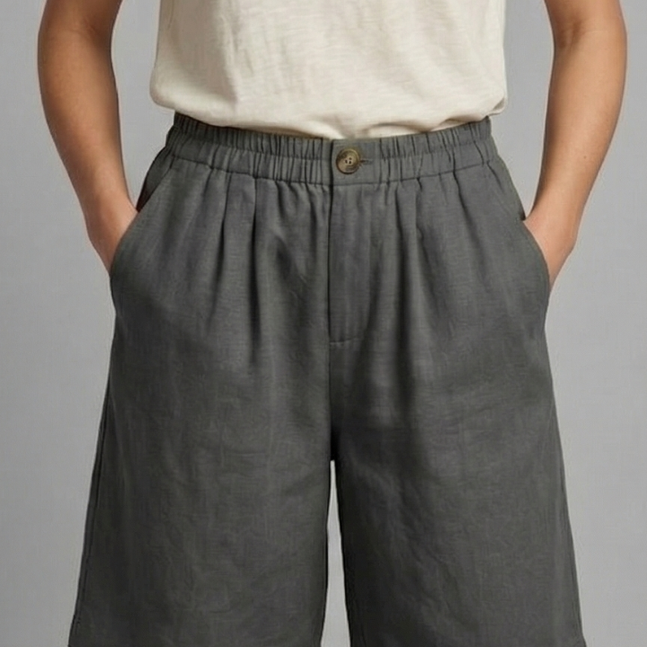 Women’s Shorts with Elastic Waistband and Side Pockets